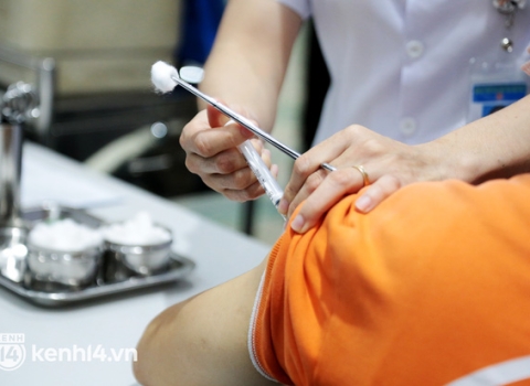 Kháng thể từ vaccine Covid-19 mất bao lâu mới tạo ra để ngăn chặn virus xâm nhập