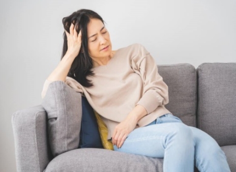 Rối loạn kinh nguyệt tiền mãn kinh: Bạn nên chăm sóc sức khỏe thế nào?