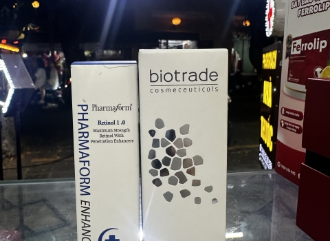 Tretinoin vs Retinol in Vietnam: A Safe Traveler Guide