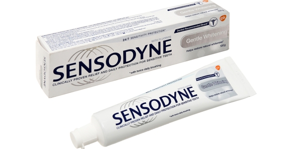 Kem đánh răng Sensodyne Gentle Whitening, ABC Pharmacy