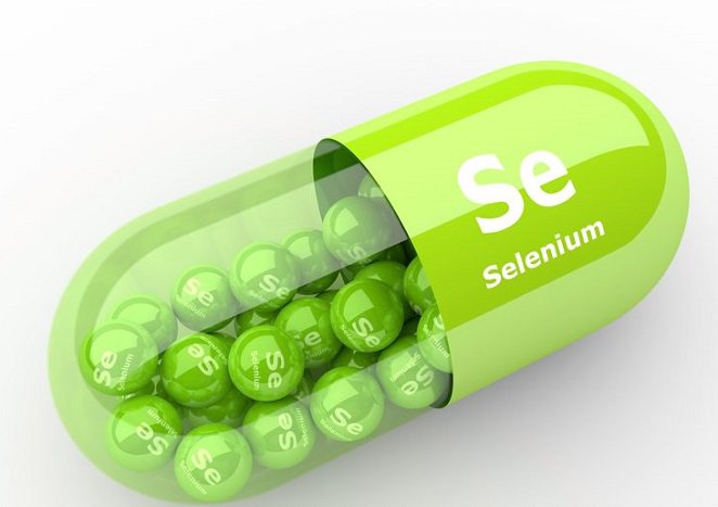 Thiếu hụt Selen khiến tóc dễ hư tổn và dễ bị gãy rụng do các tác động từ bên ngoài