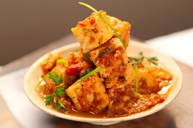 9-loai-thuc-pham-an-vao-buoi-toi-co-the-anh-huong-den-giac-ngu-và-suc-de-khang-abcpharmacy-danang