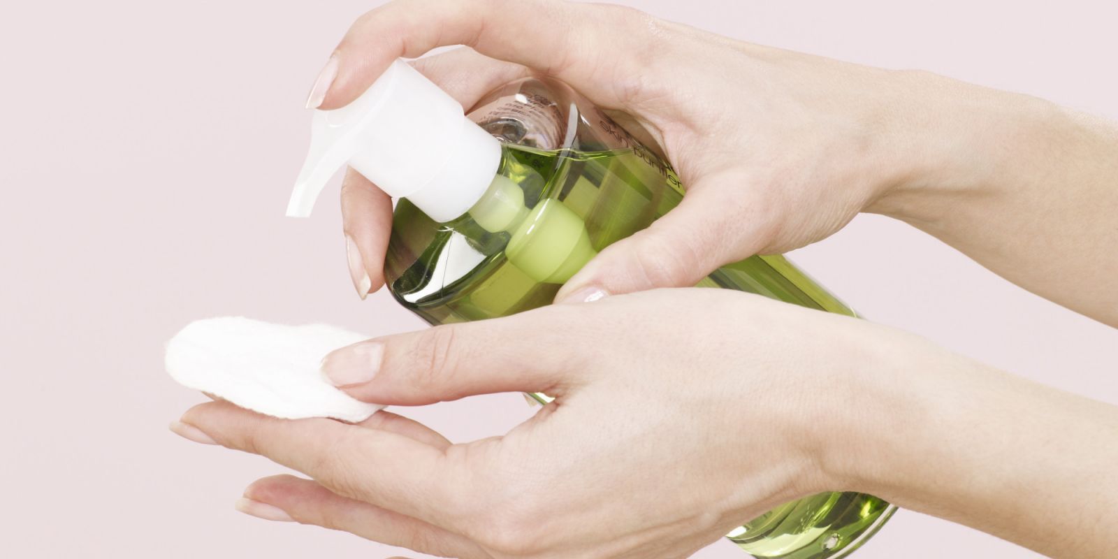 cach-su-dung-nuoc-tay-trang-de-co-lan-da-sach-khoe-abc pharmacy danang