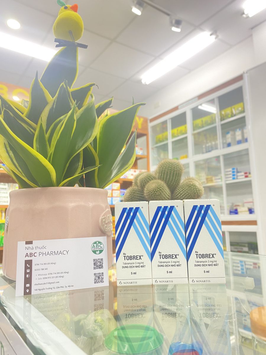 interesting-experience-of-a-male-customer-with-a-stye-at-abc-hoi-an-pharmacy